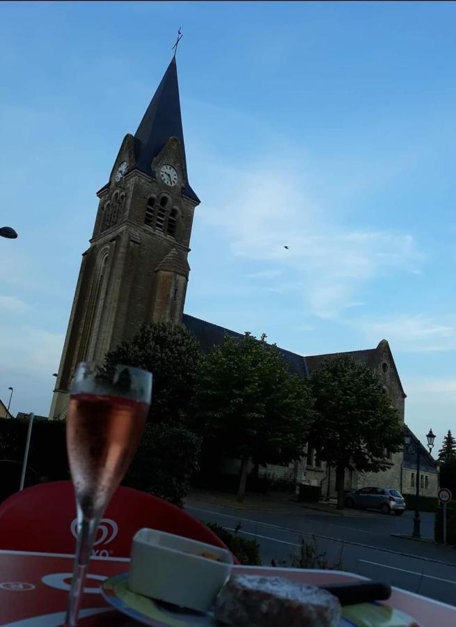 Logis Hotel & Restaurant Du Chemin Des Dames Corbeny Dış mekan fotoğraf