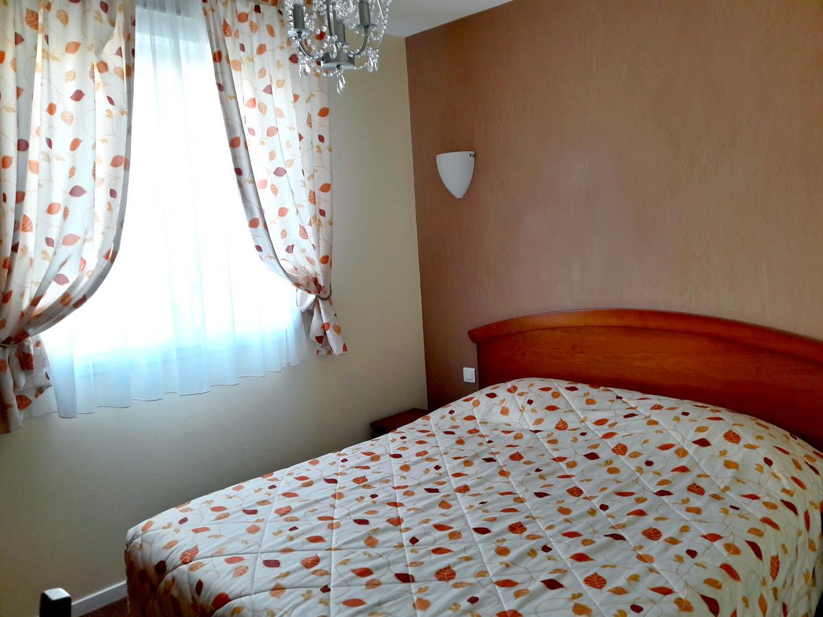 Logis Hotel & Restaurant Du Chemin Des Dames Corbeny Dış mekan fotoğraf